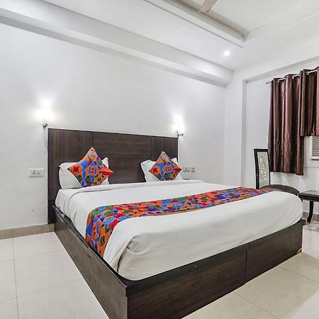 Fabhotel Idea Inn Агра Екстериор снимка