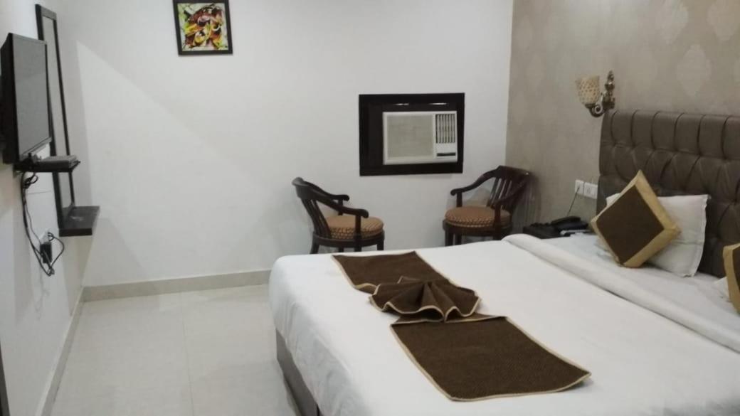 Fabhotel Idea Inn Агра Екстериор снимка