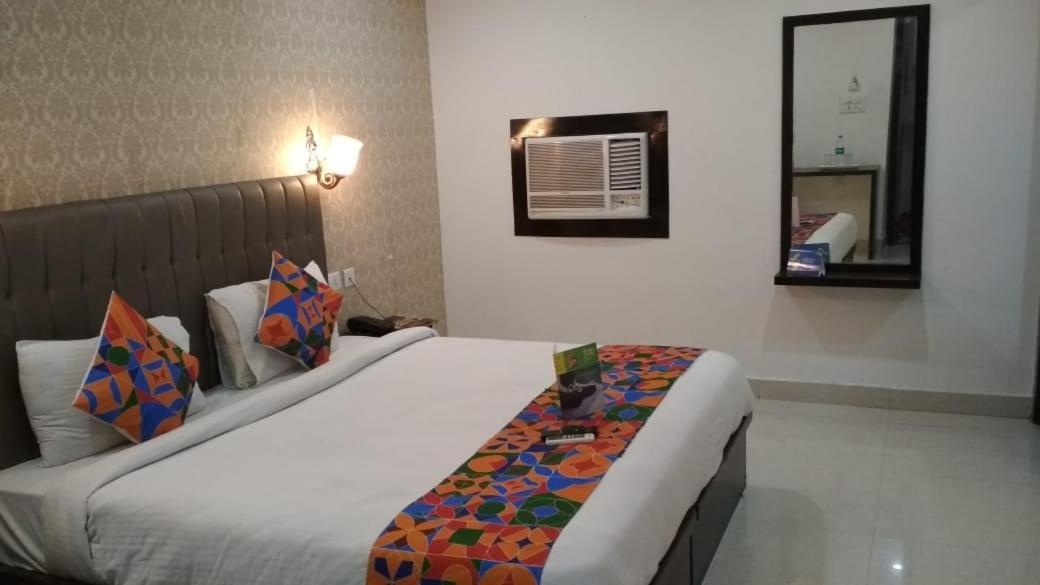 Fabhotel Idea Inn Агра Екстериор снимка