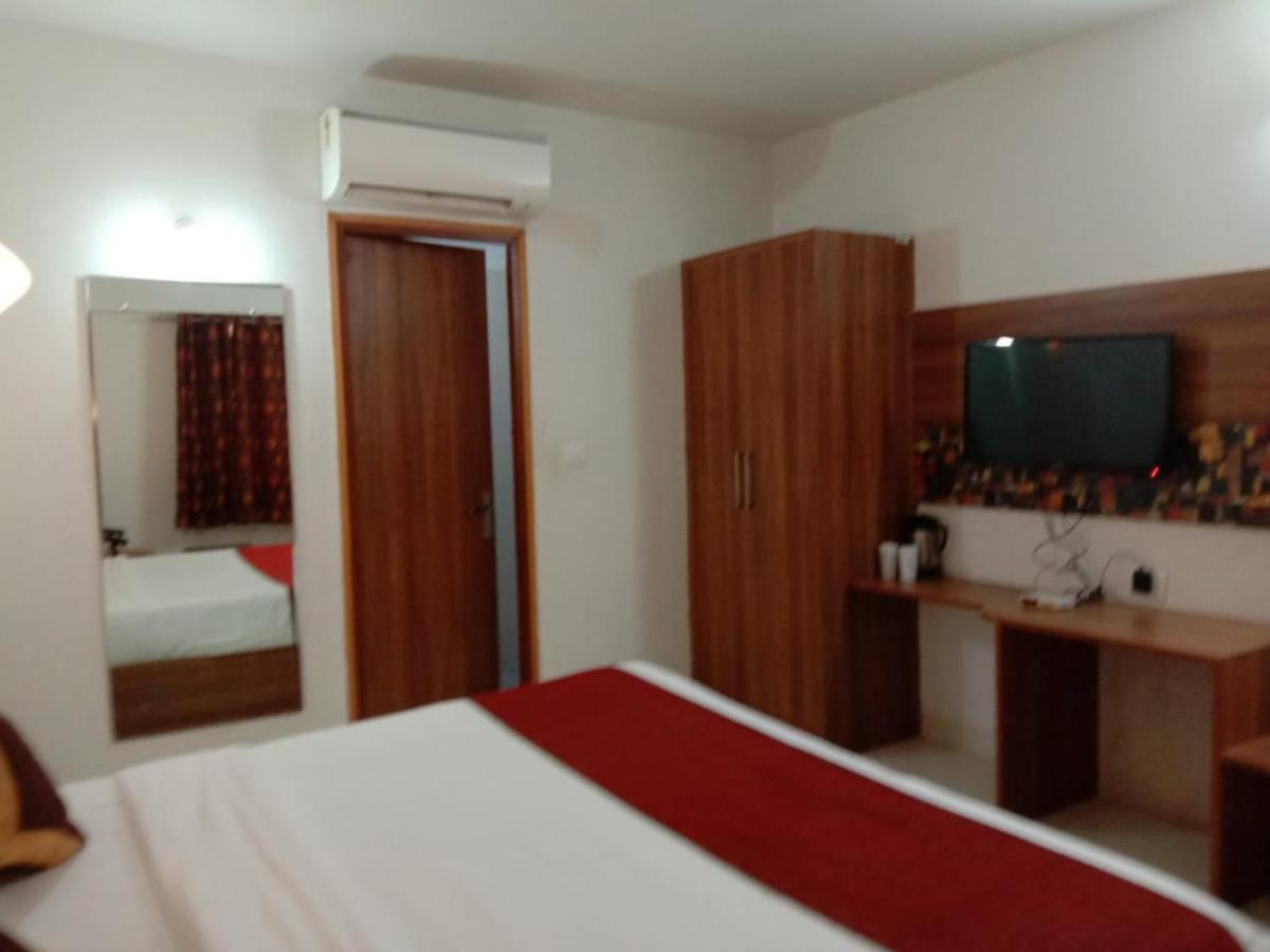 Fabhotel Idea Inn Агра Екстериор снимка