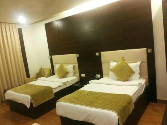 Fabhotel Idea Inn Агра Екстериор снимка