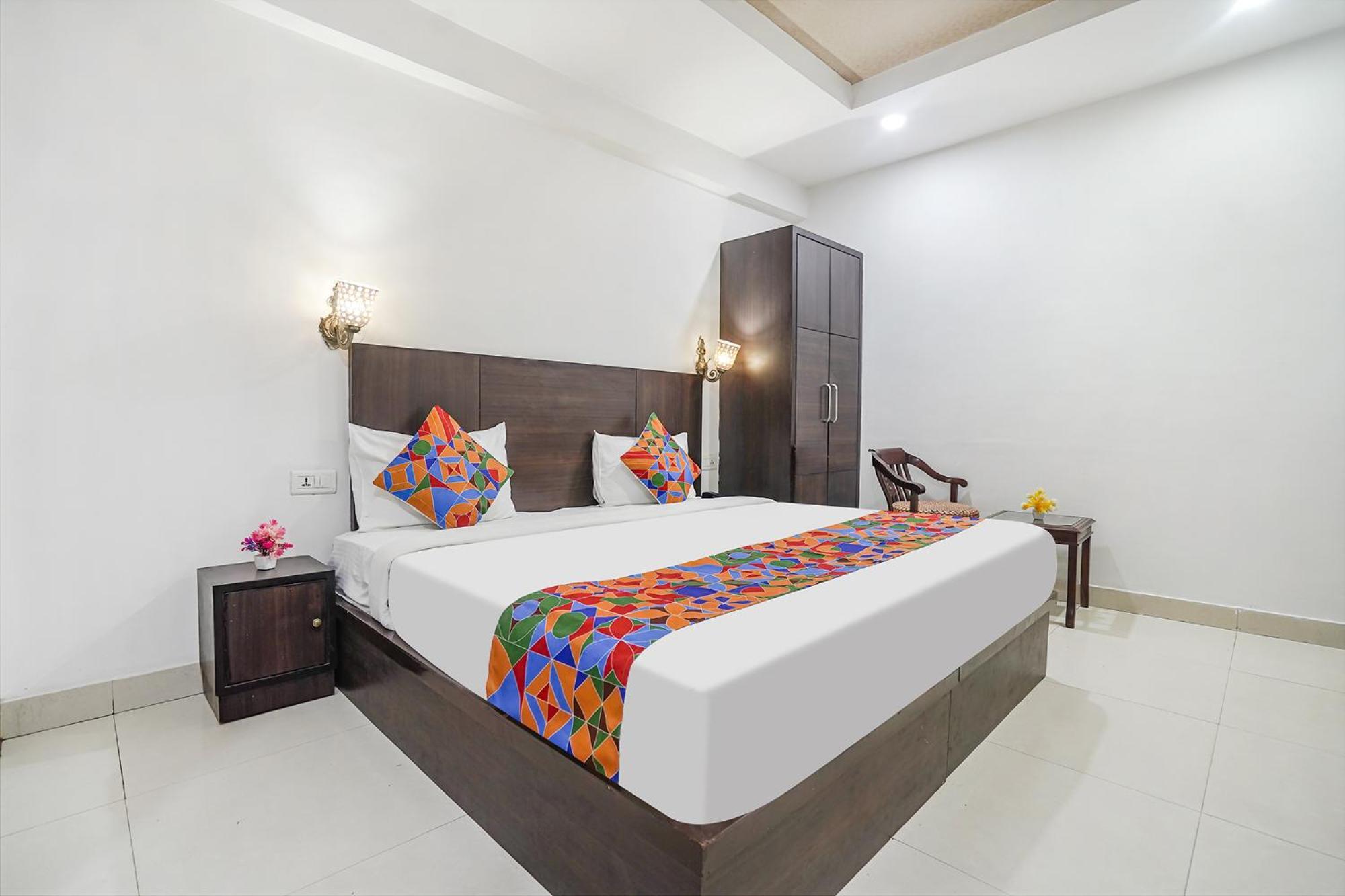 Fabhotel Idea Inn Агра Екстериор снимка