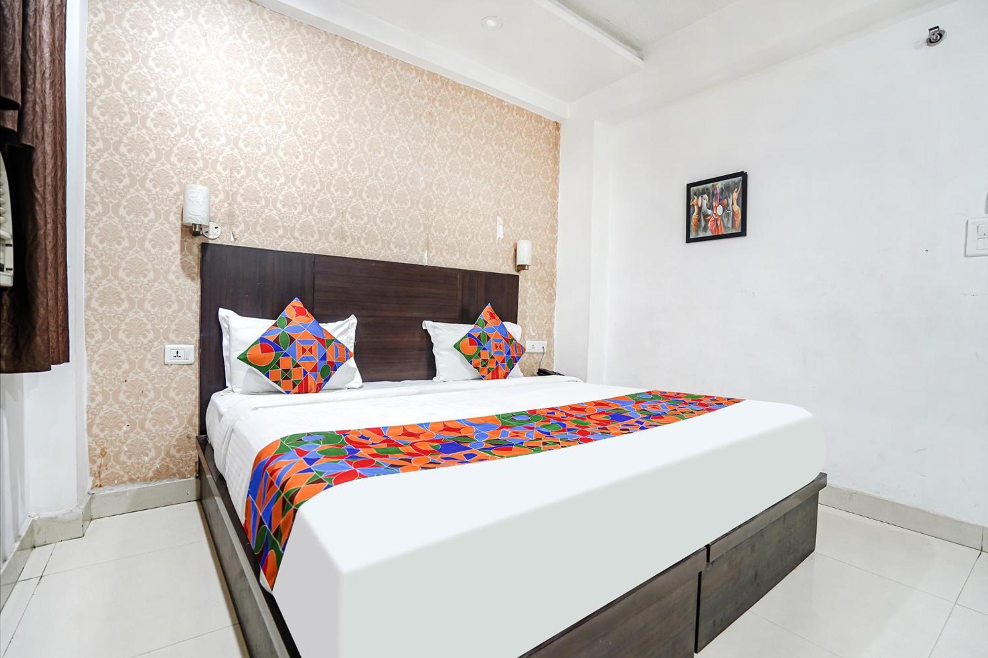 Fabhotel Idea Inn Агра Екстериор снимка