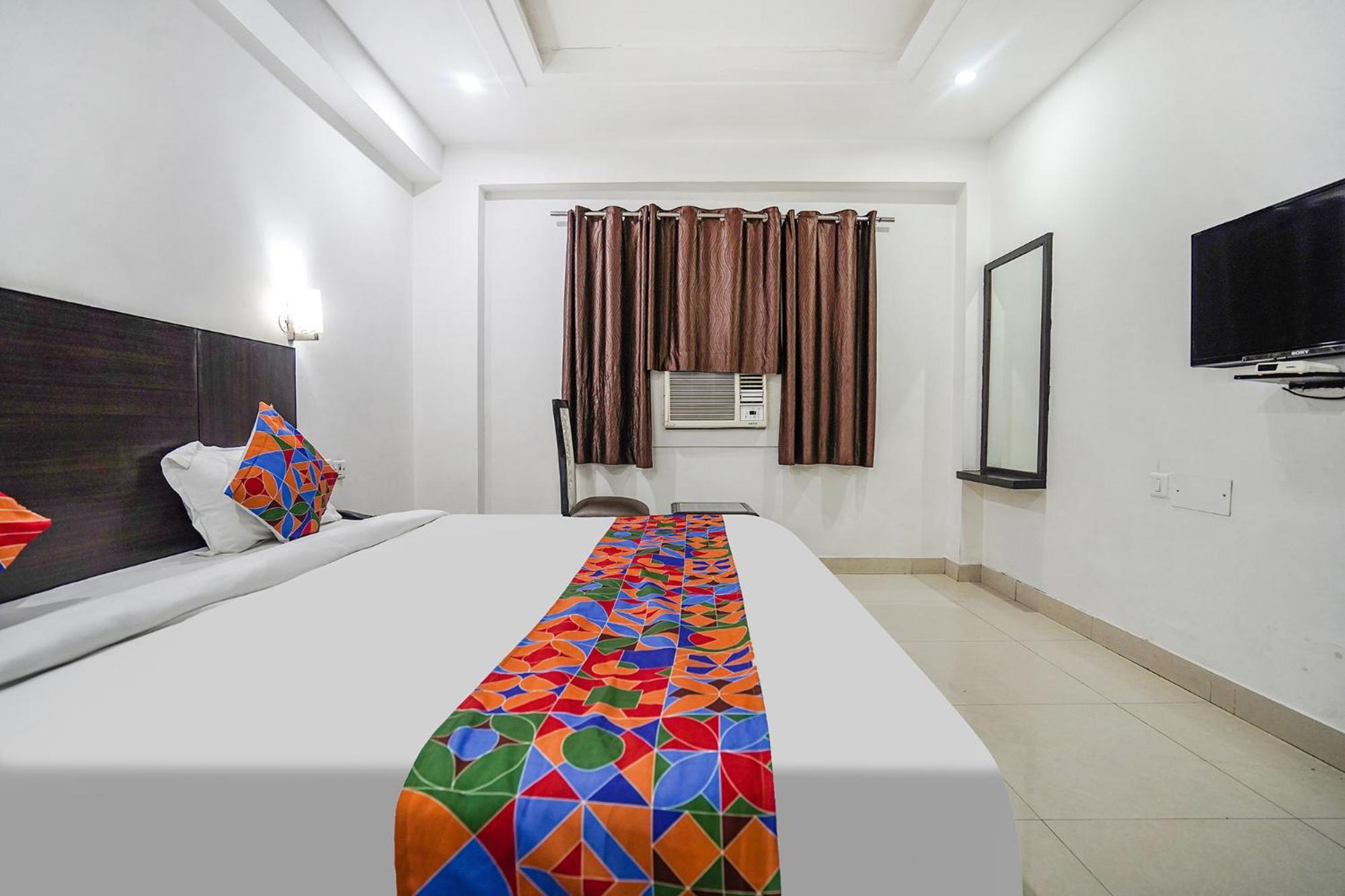 Fabhotel Idea Inn Агра Екстериор снимка